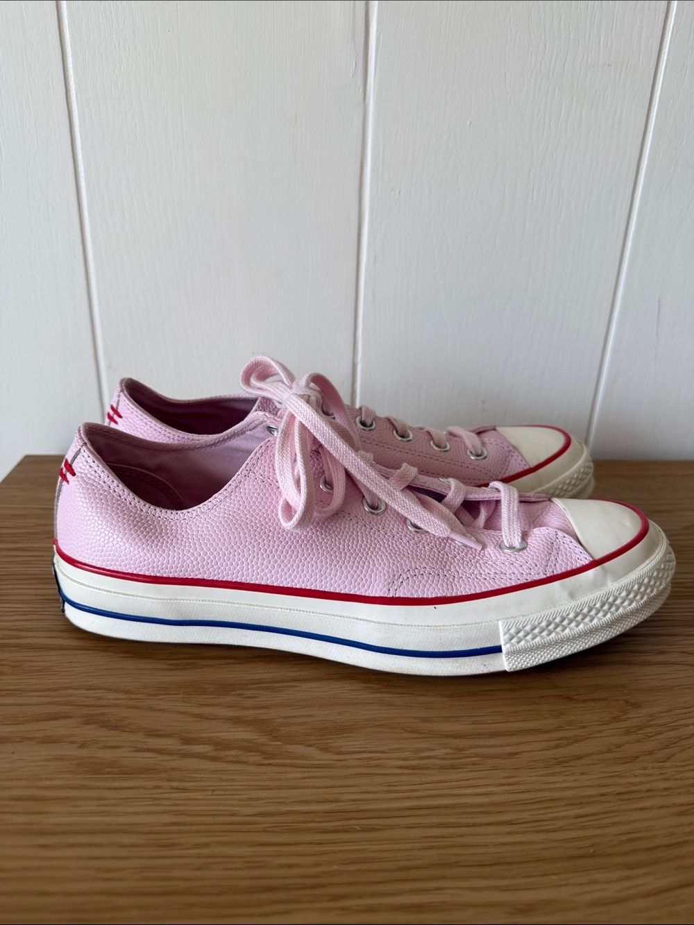 Converse Chuck 70 Low 'Pink Foam' size 9 women’s leather bubble gum low